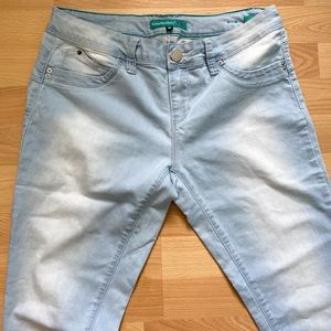 Light wash jeans